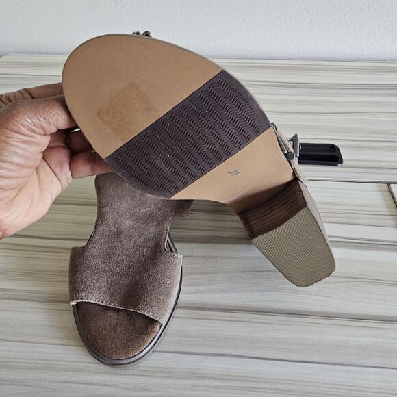 Nicole Jahida Tan Suede Leather Buckle Open Toe Sandals Size 7.5 - Picture 7 of 10